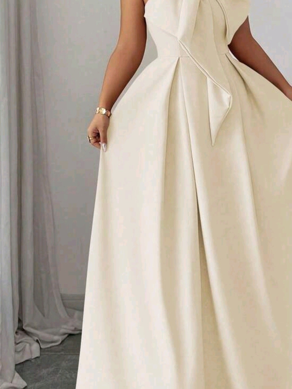 Elegant One-Shoulder Bow Maxi Dress in Cream